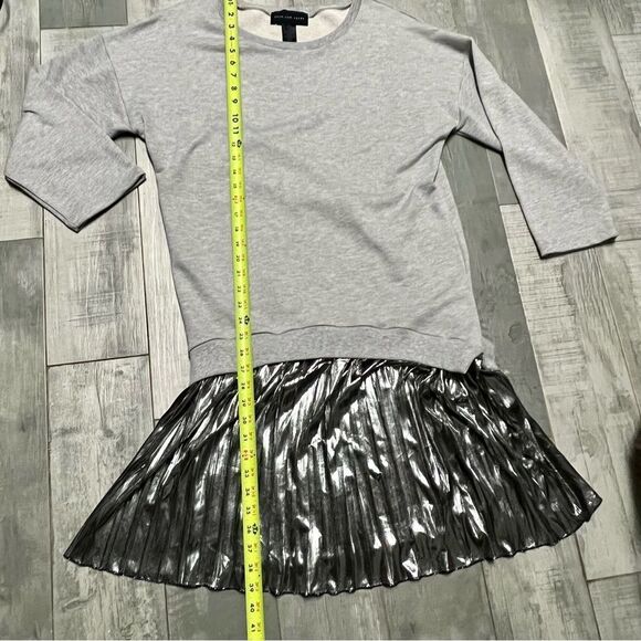 Athletic dress Metallic Sweatshirt Relaxed Gray Drop Waist Silver Pleats Skirt L - Picture 2 of 11